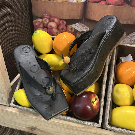 Alexie X Bida Loca Pop-Pops Flats